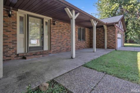 8215 Kingswood Court Evansville IN 47715