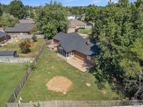 8215 Kingswood Court Evansville IN 47715