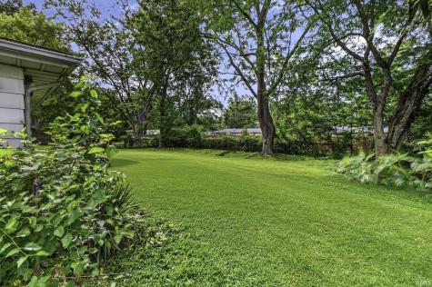 2612 Oakwood Drive Fort Wayne IN 46816