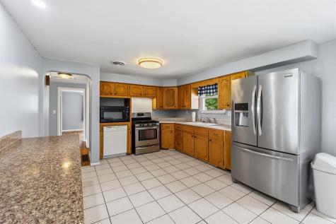 3905 N Avalon Drive Marion IN 46952