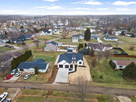 9186 E Snow White Road Cromwell IN 46732