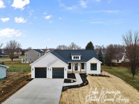 9186 E Snow White Road Cromwell IN 46732