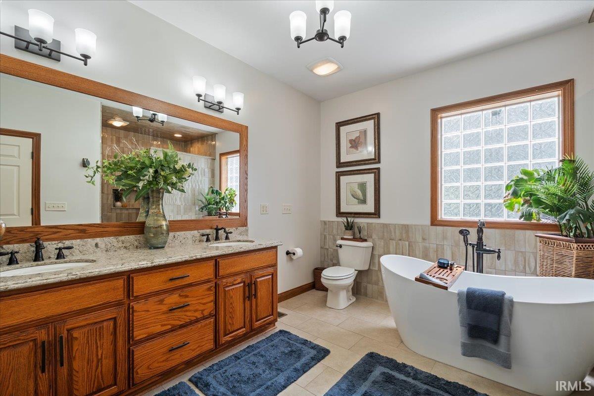 1123 Lakeshore Drive Warsaw IN 46580