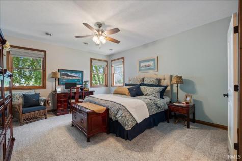 1123 Lakeshore Drive Warsaw IN 46580