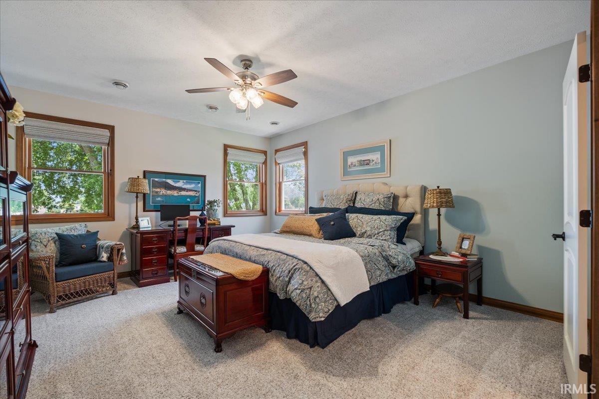 1123 Lakeshore Drive Warsaw IN 46580