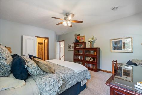 1123 Lakeshore Drive Warsaw IN 46580