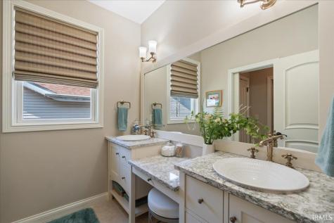 1123 Lakeshore Drive Warsaw IN 46580
