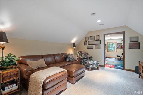 1123 Lakeshore Drive Warsaw IN 46580