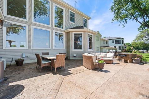1123 Lakeshore Drive Warsaw IN 46580