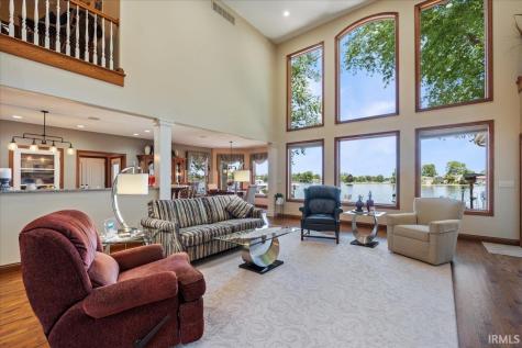 1123 Lakeshore Drive Warsaw IN 46580