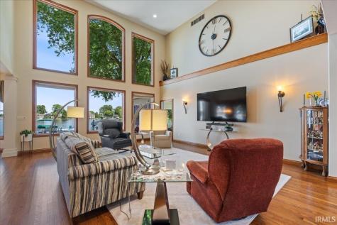1123 Lakeshore Drive Warsaw IN 46580