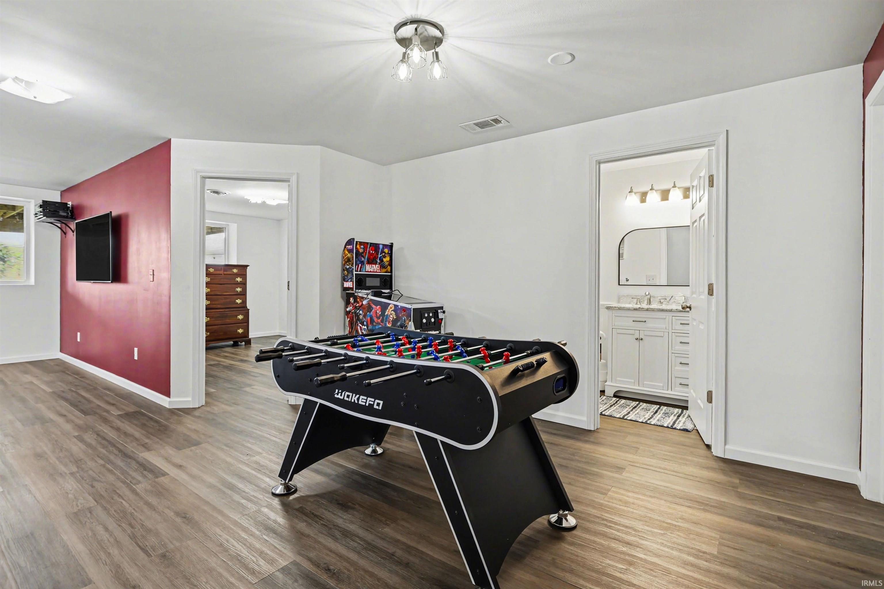 10050 Roszalka Court Granger IN 46530