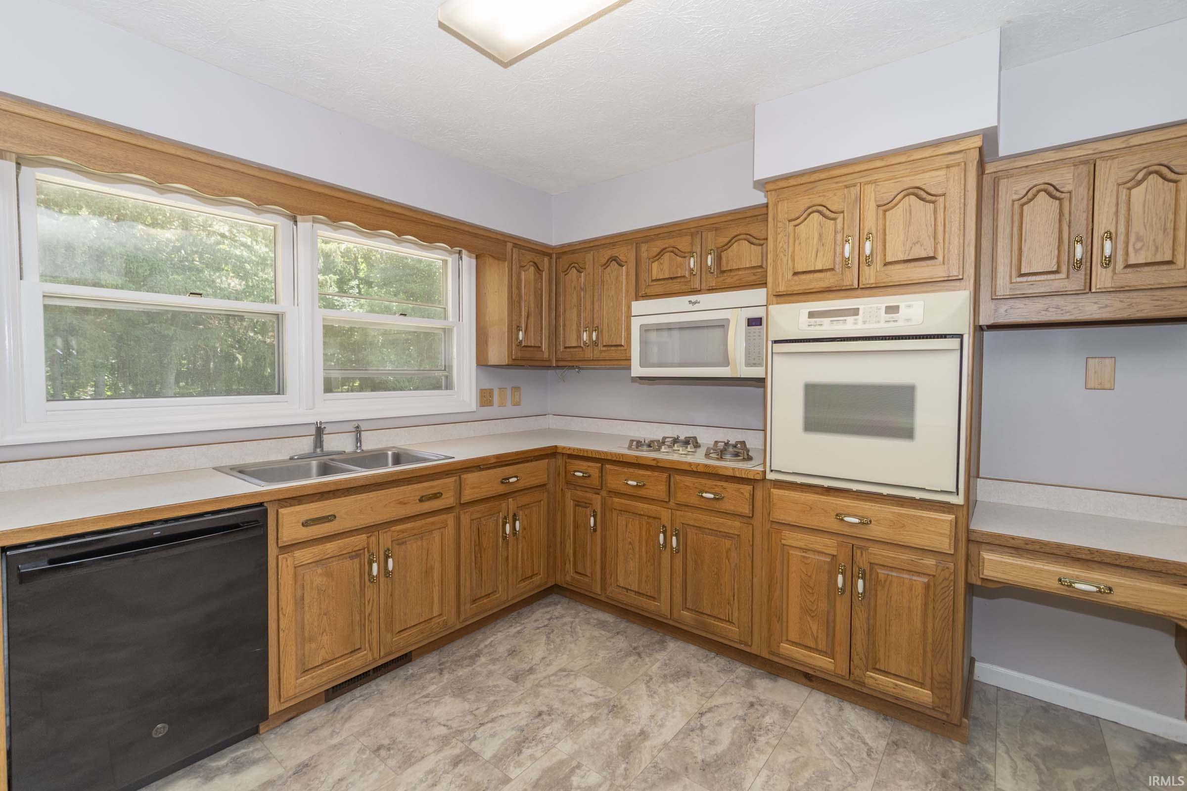 52288 Laurel Road South Bend IN 46637