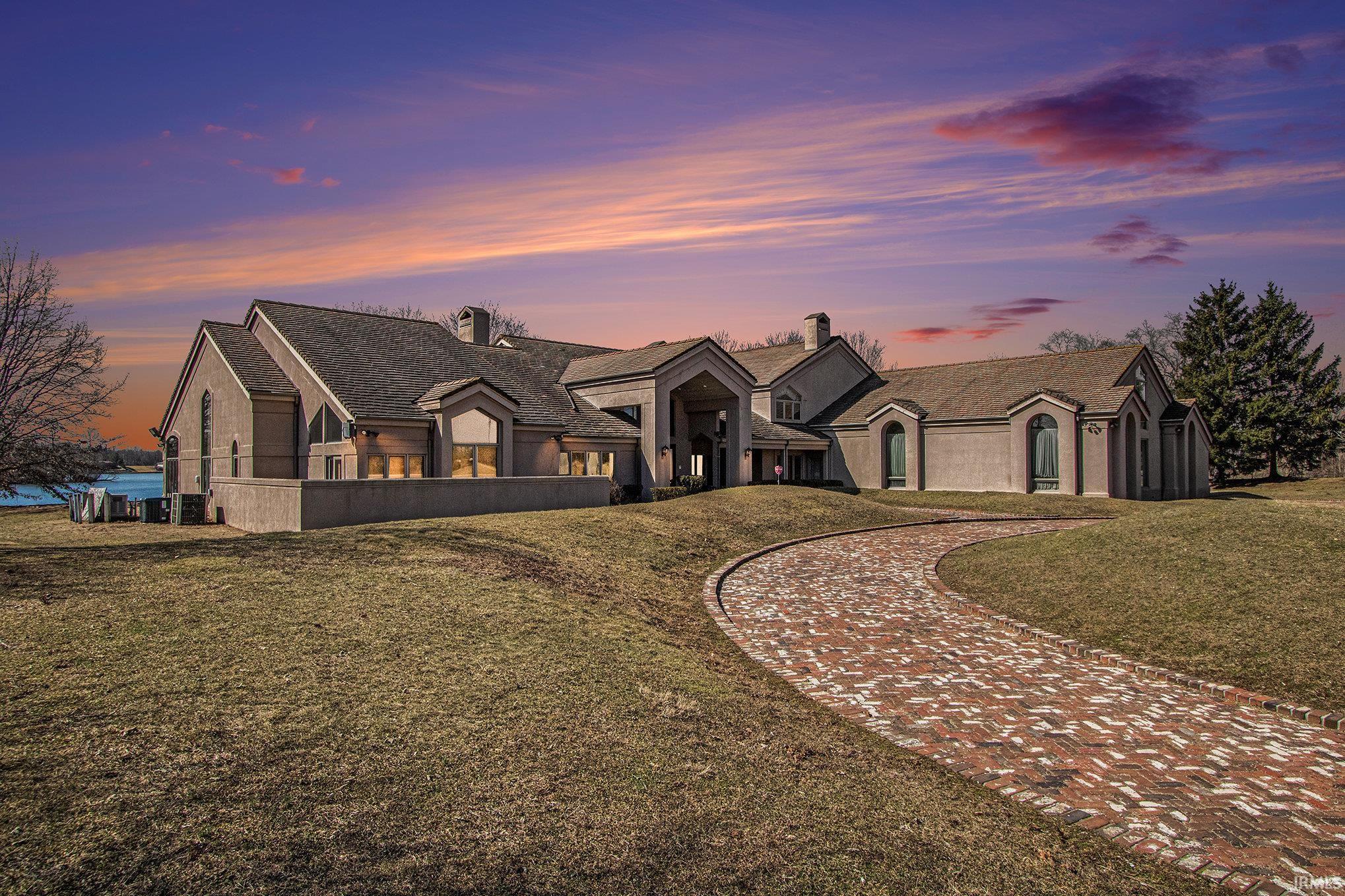 27 Quail Island Elkhart IN 46514