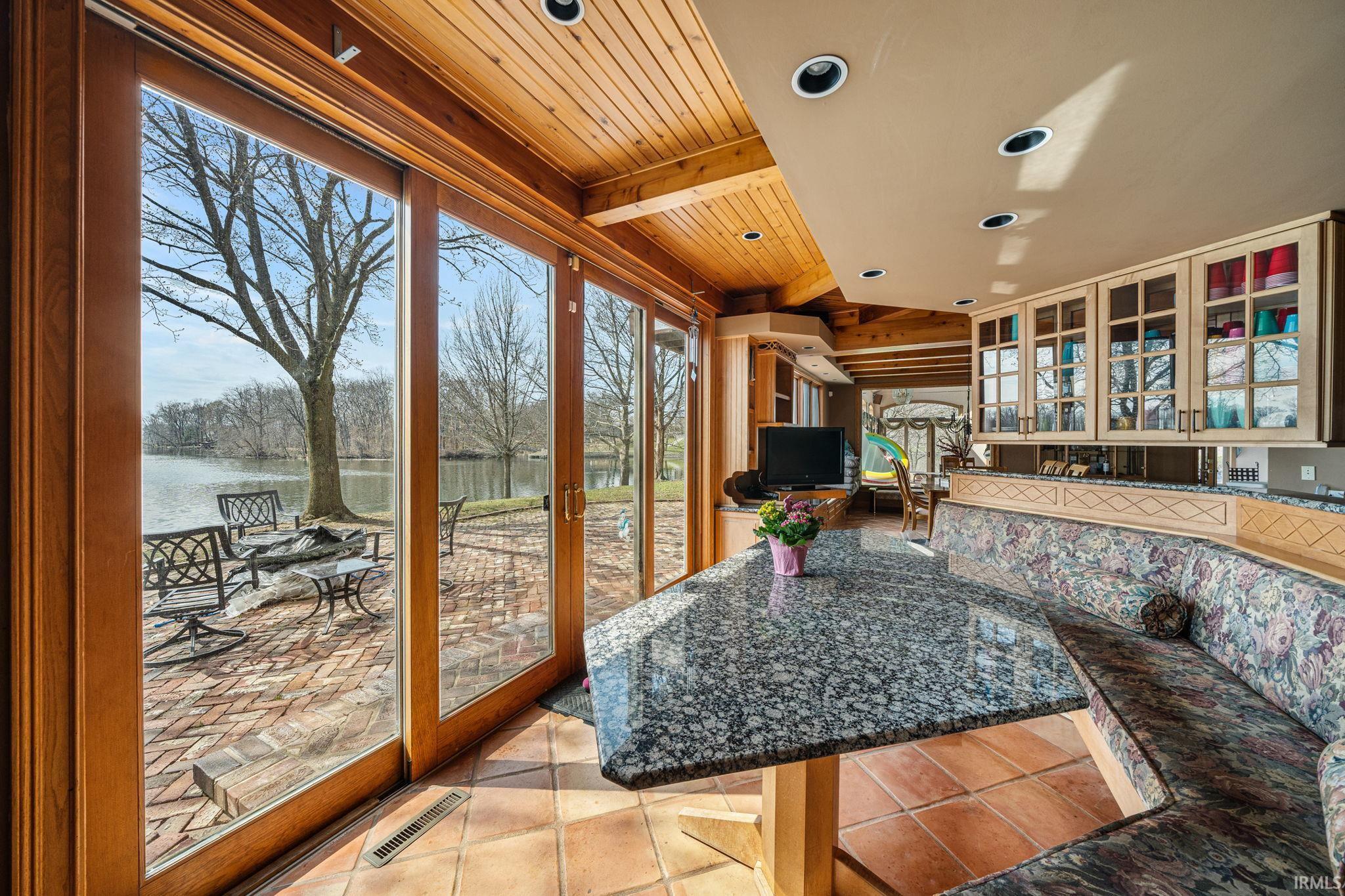 27 Quail Island Elkhart IN 46514