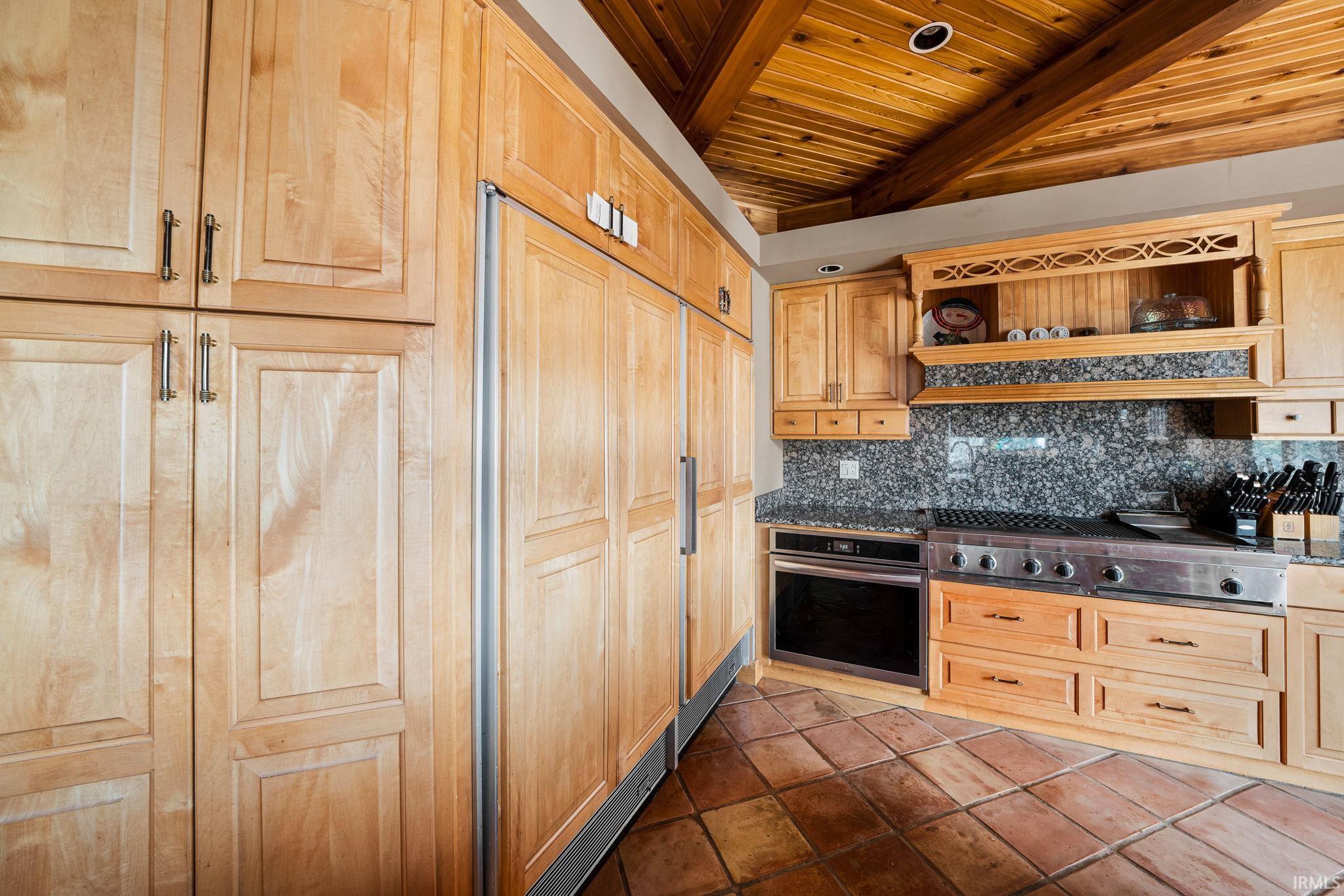 27 Quail Island Elkhart IN 46514