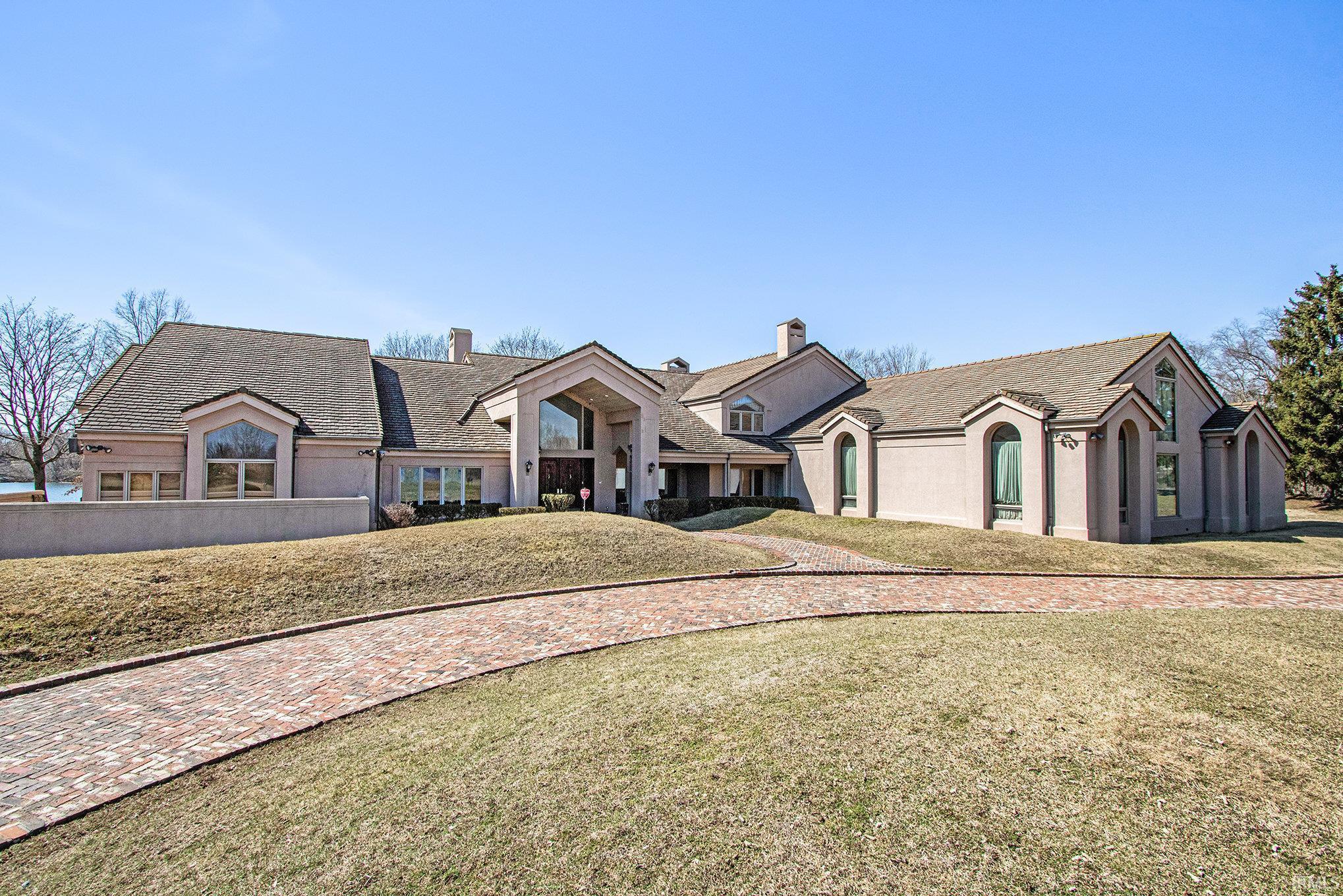 27 Quail Island Elkhart IN 46514