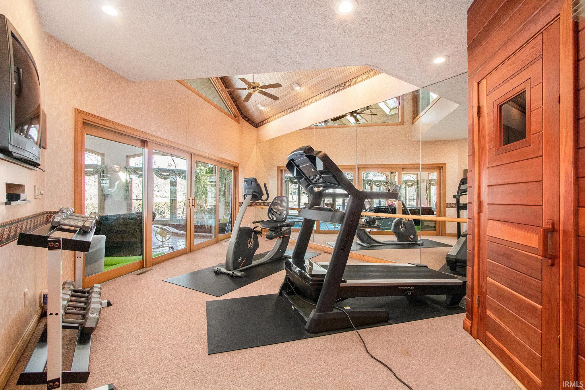 27 Quail Island Elkhart IN 46514