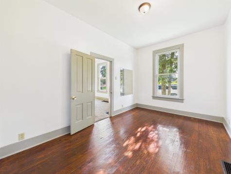 1615 Canfield Street Huntington IN 46750