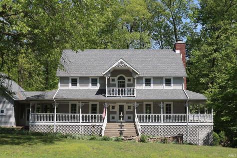 161 The Woods Bedford IN 47421
