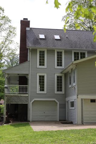 161 The Woods Bedford IN 47421