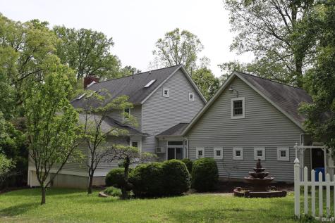 161 The Woods Bedford IN 47421