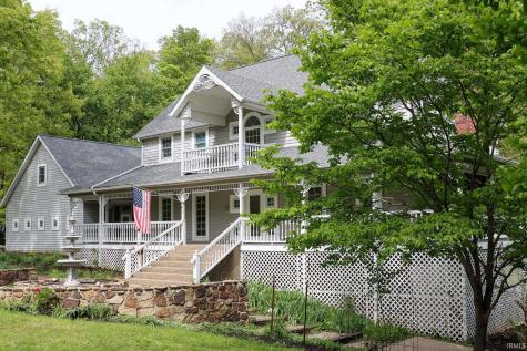 161 The Woods Bedford IN 47421