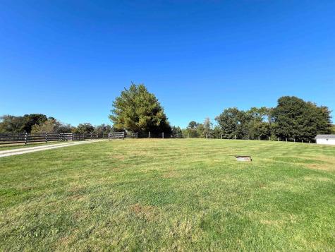 560 E 150 N Road Washington IN 47501