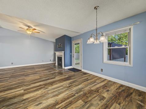 1512 Brixton Road Evansville IN 47710