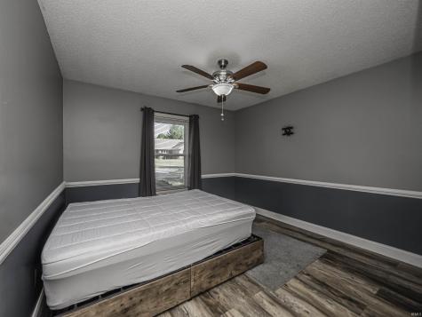 1512 Brixton Road Evansville IN 47710