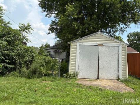3111 S Pershing Drive Muncie IN 47302