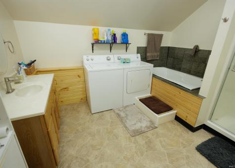 1205 S Brady Street Attica IN 47918