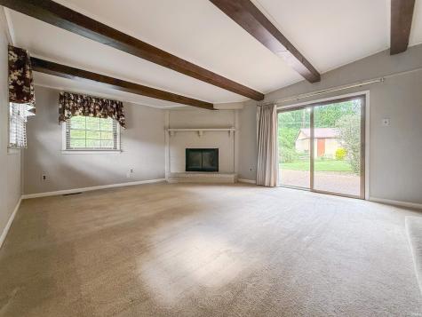 653 Greenview Drive Evansville IN 47711