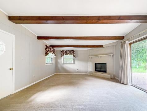 653 Greenview Drive Evansville IN 47711