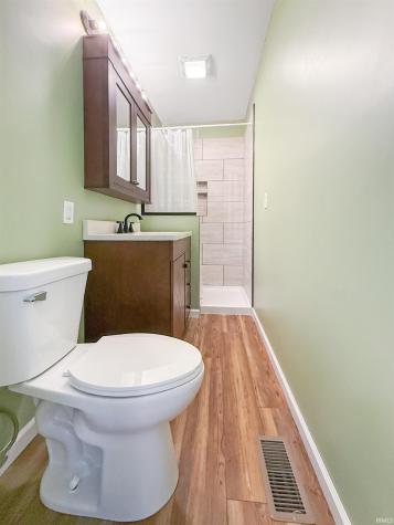 653 Greenview Drive Evansville IN 47711