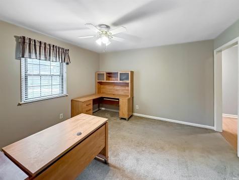 653 Greenview Drive Evansville IN 47711