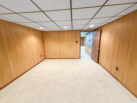 653 Greenview Drive Evansville IN 47711