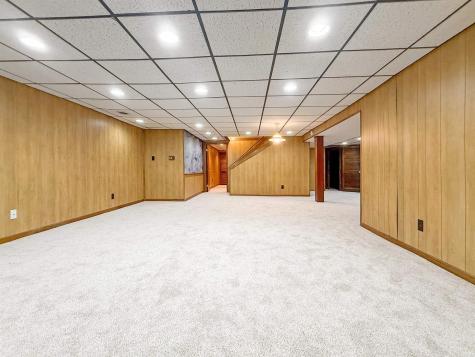 653 Greenview Drive Evansville IN 47711