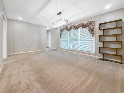 653 Greenview Drive Evansville IN 47711