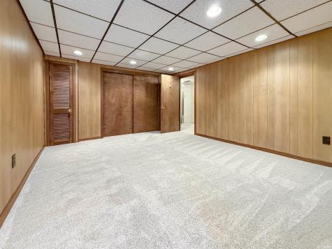 653 Greenview Drive Evansville IN 47711