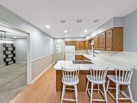 653 Greenview Drive Evansville IN 47711