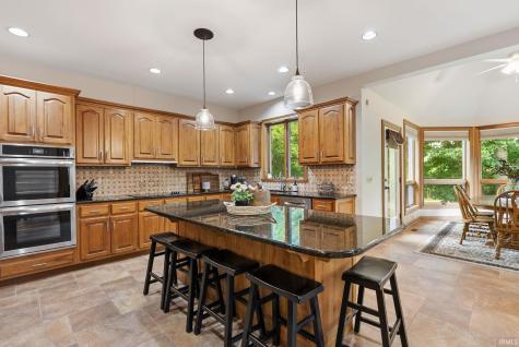 11120 Creekwood Court Fort Wayne IN 46818