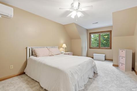 11120 Creekwood Court Fort Wayne IN 46818