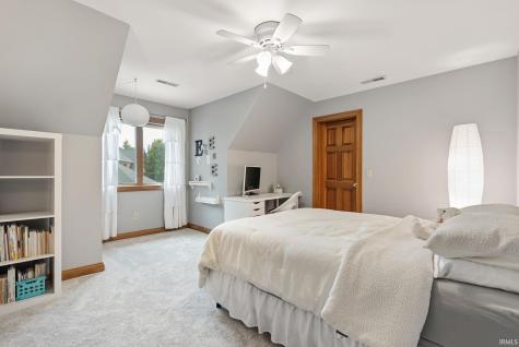 11120 Creekwood Court Fort Wayne IN 46818