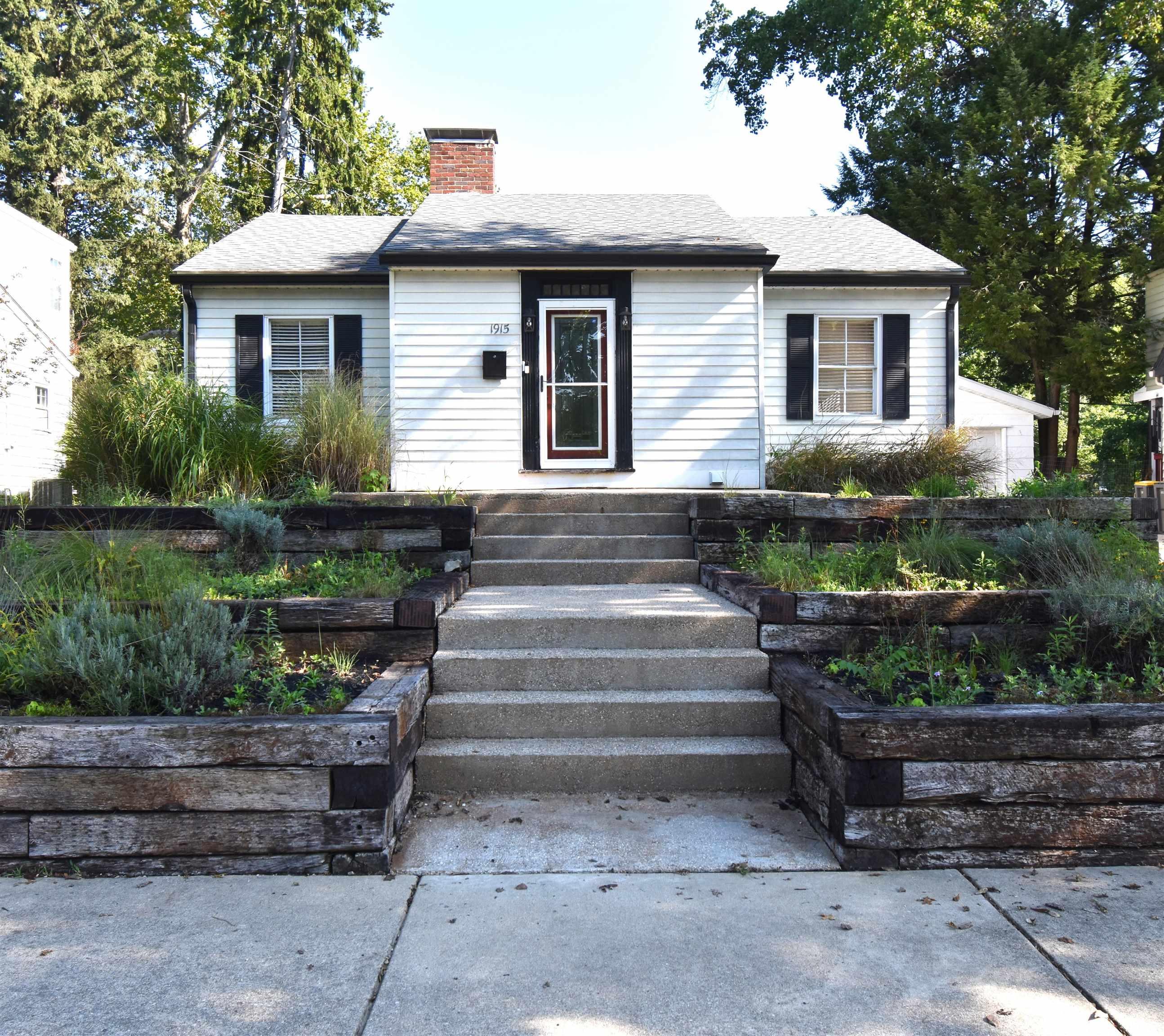 Bloomington IN, 1915 E Maxwell Lane