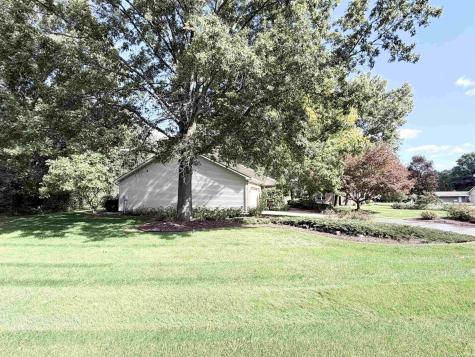 57360 Peachstone Drive South Bend IN 46619