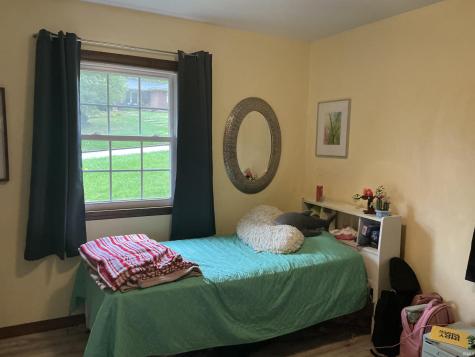 6612 Pinehurst Drive Evansville IN 47711