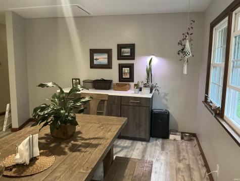 6612 Pinehurst Drive Evansville IN 47711