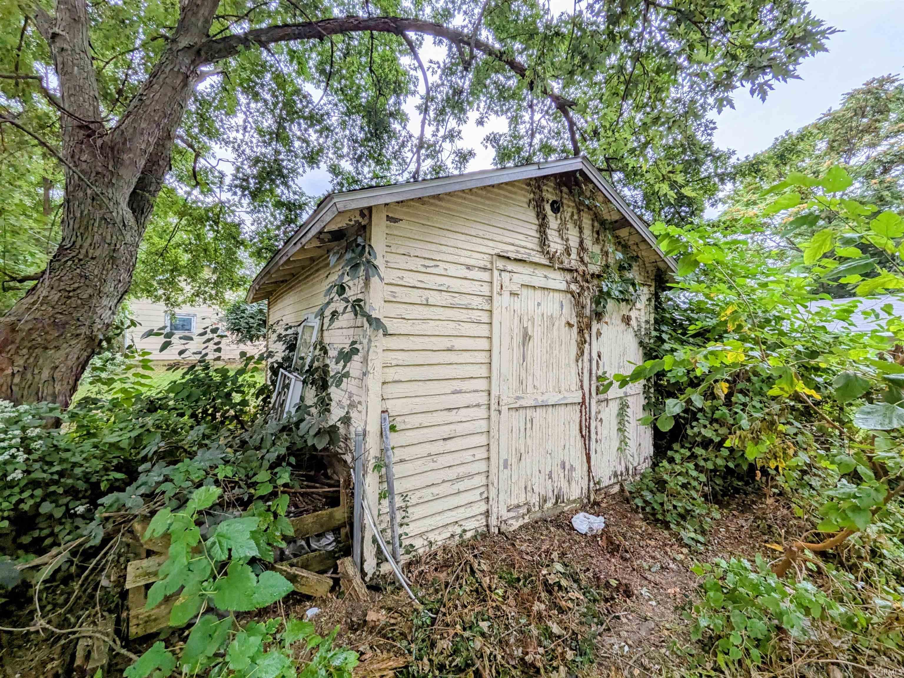 234 S 35th Street South Bend IN 46615