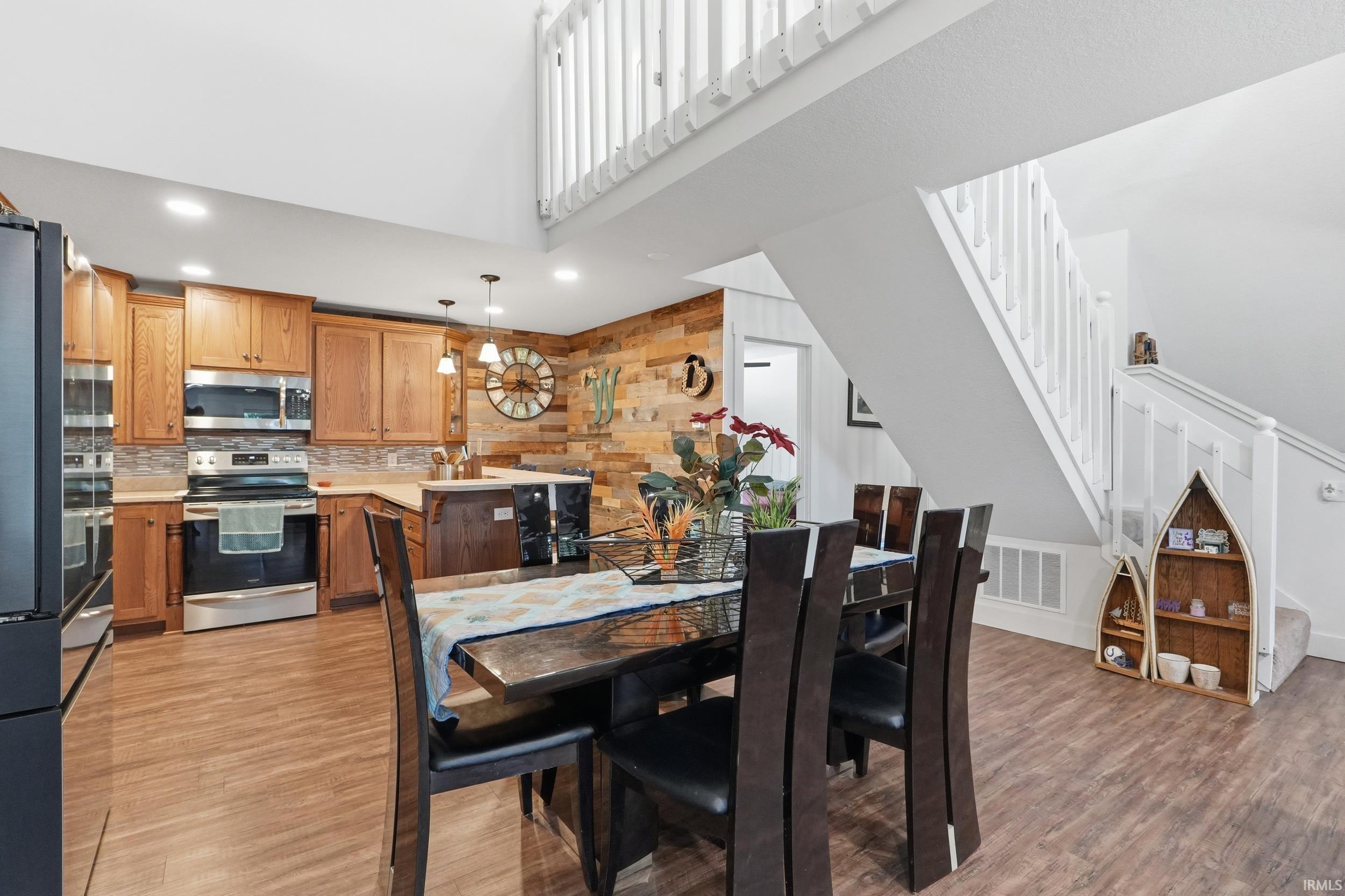 40 Lane 105c Turkey Lake Lagrange IN 46761